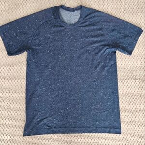 Lululemon Men's Tech Short Sleeve Shirt Size Large